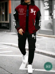 Спортивный костюм