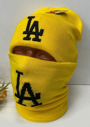 Шапка + шарф 2в1