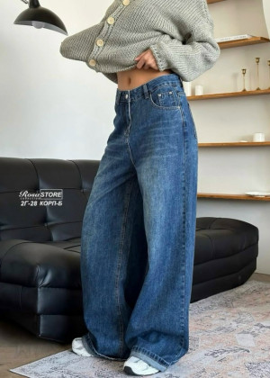 Джинсы #23296459