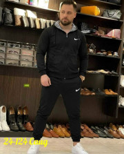 Спортивный костюм