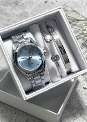 Подарочный набор для женщин часы, 2 браслета + коробка 23304595