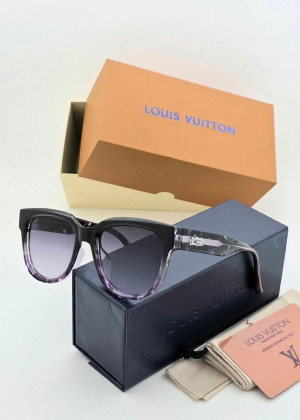 Набор женские солнцезащитные очки, коробка, чехол + салфетки #23310851