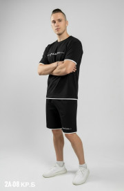 Спортивный костюм