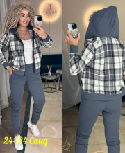 Спортивный костюм