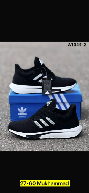 Кроссовки #23316821