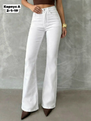 Джинсы #23320930