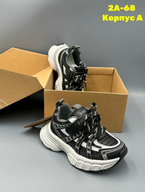 Кроссовки #23322468