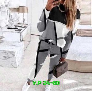 Спортивный костюм 23328413