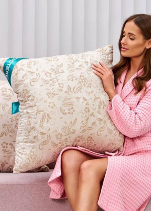 Подушка 23329839