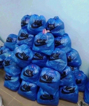 Джинсы #23387739