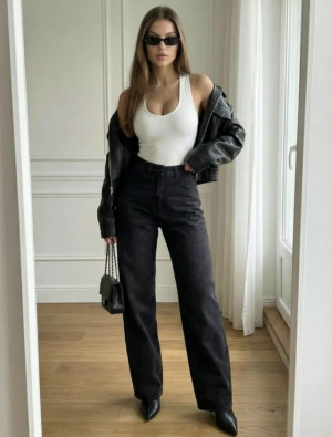 Джинсы #23407127