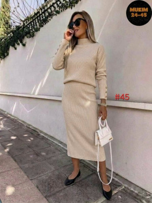 Костюм #23456728