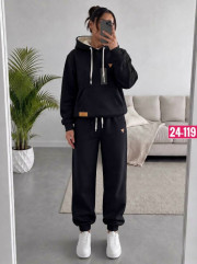 Костюм