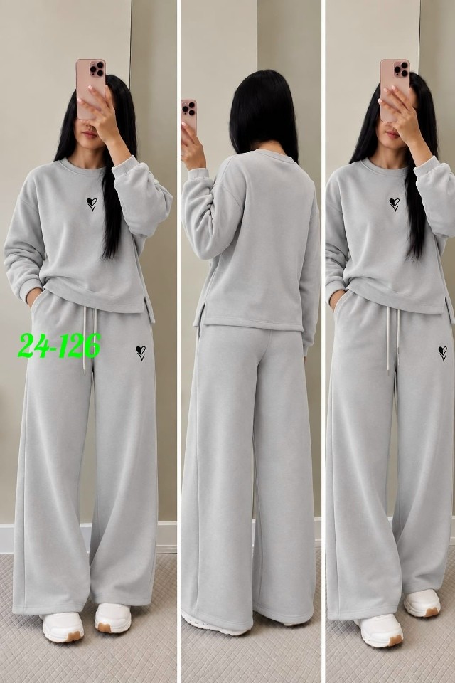 Костюм