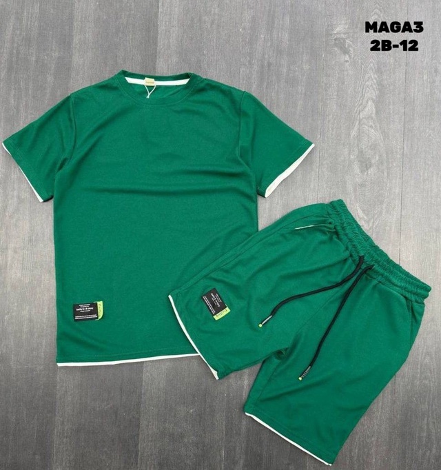 Спортивный костюм 22904234