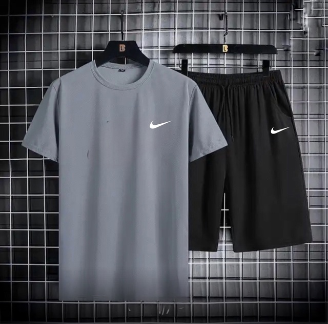 Спортивный костюм 22921230