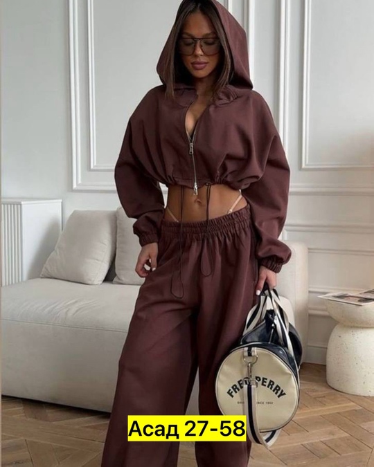 Спортивный костюм 22926287