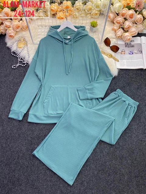 Спортивный костюм 22926592