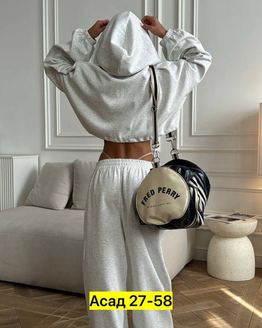 Спортивный костюм 22926287