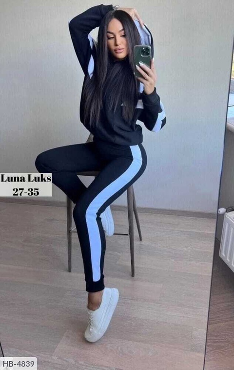 Спортивный костюм 22928593