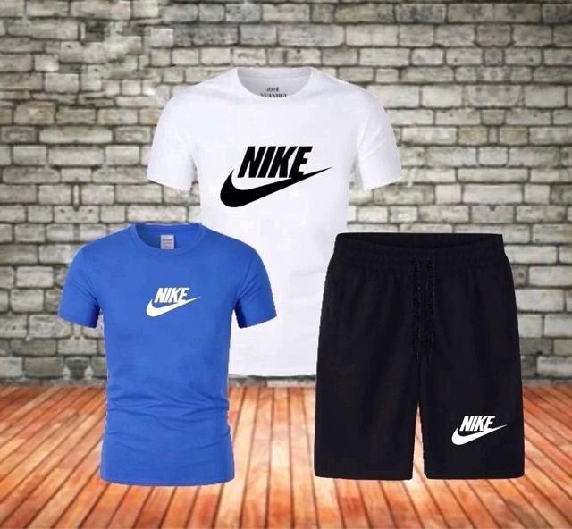 Спортивный костюм 22928384