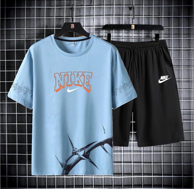 Спортивный костюм 22927489