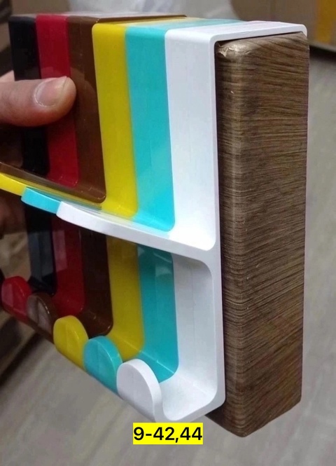 Вешалка 22930529