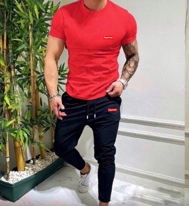 Спортивный костюм 22930942