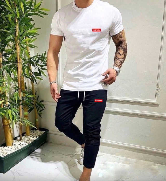 Спортивный костюм 22930942