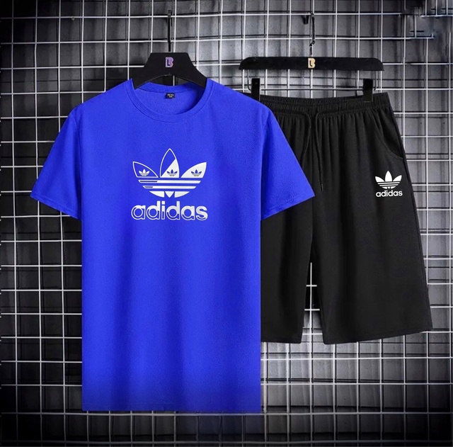 Спортивный костюм 22930863