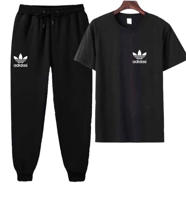 Спортивный костюм 22930846