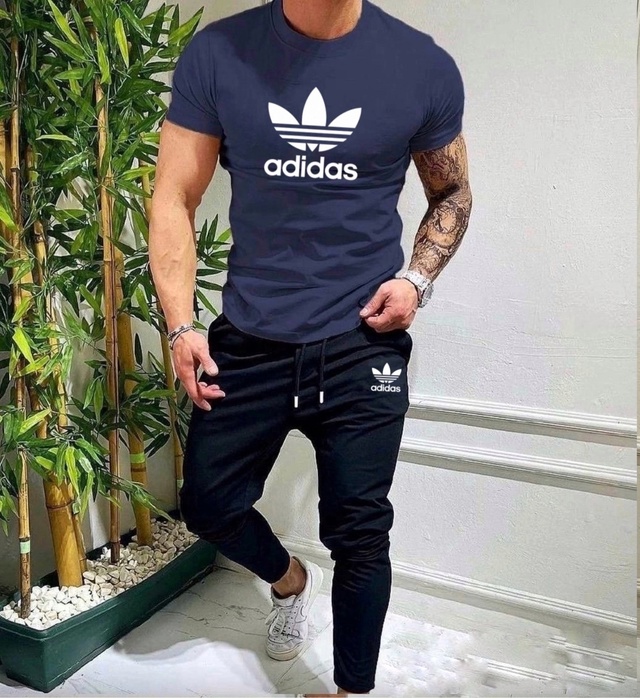 Спортивный костюм 22930942