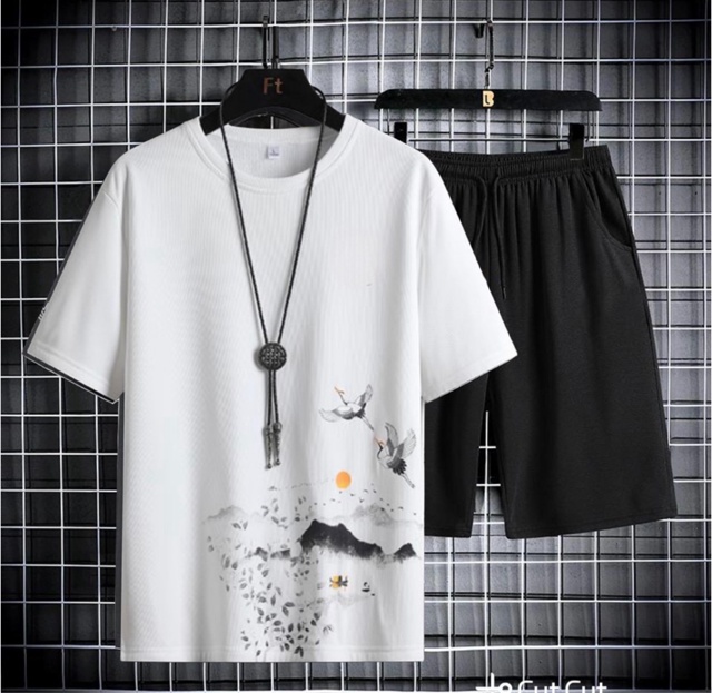 Спортивный костюм 22934571