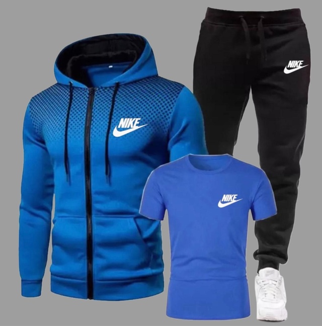 Спортивный костюм 22935437