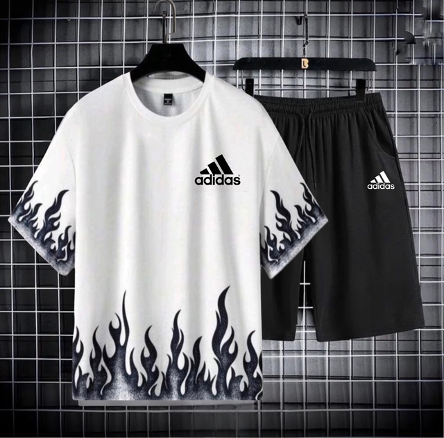 Спортивный костюм 22934571