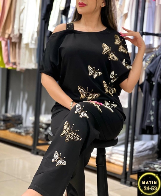 Костюм 22935445