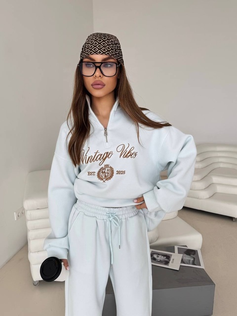 Спортивный костюм 22937778