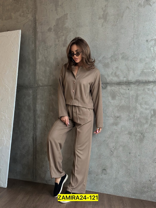 Костюм 22940340