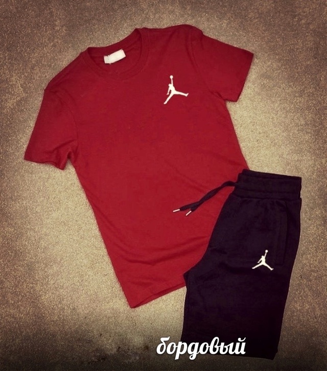 Спортивный костюм 22940456