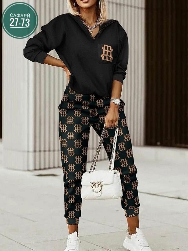 Спортивный костюм 22944021