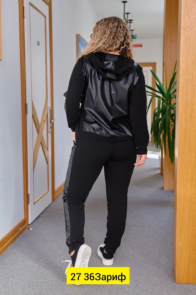 Спортивный костюм 22944015