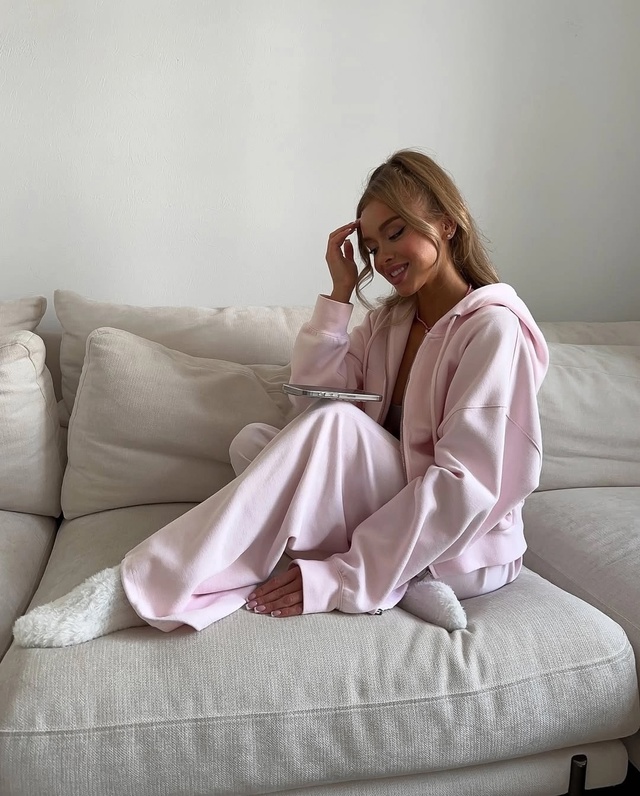 Спортивный костюм 22944624