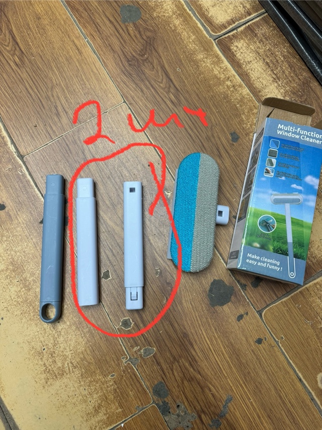 Щетка для мытья окон и зеркал 22946266