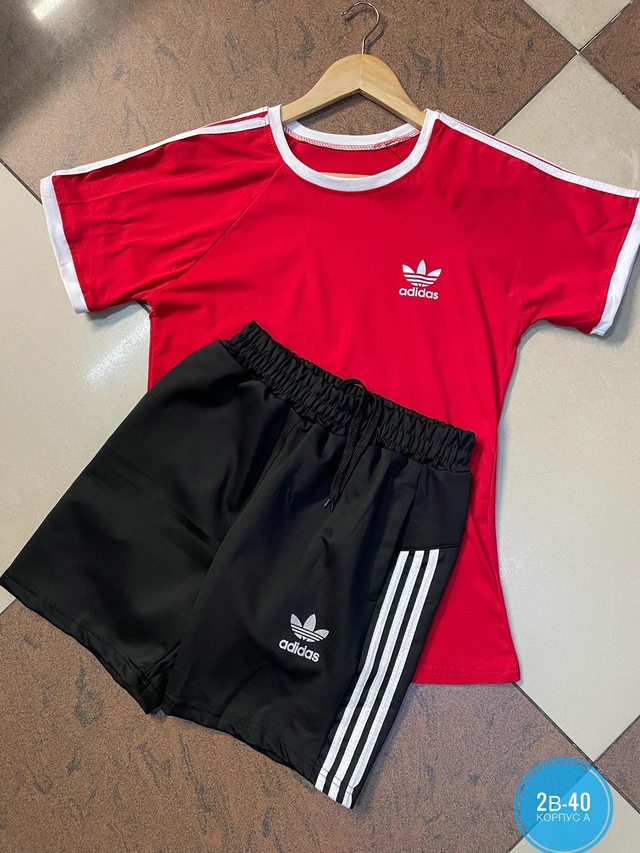 Спортивный костюм 22946346