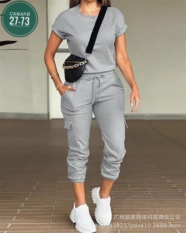 Спортивный костюм 22948579