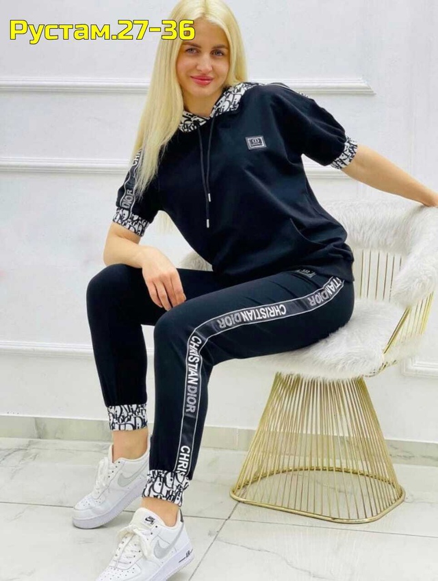 Спортивный костюм 22951838