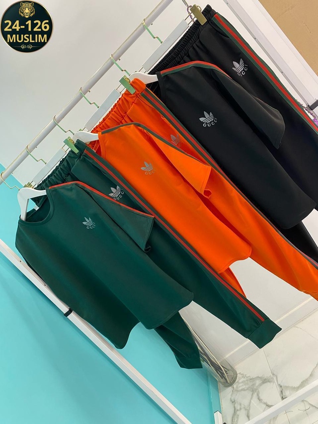 Спортивный костюм 22956148