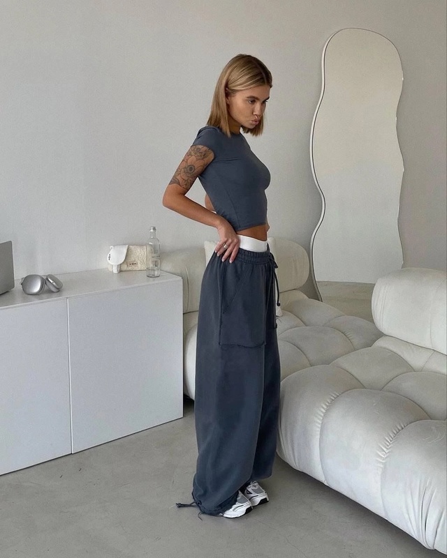 Спортивный костюм 22955397