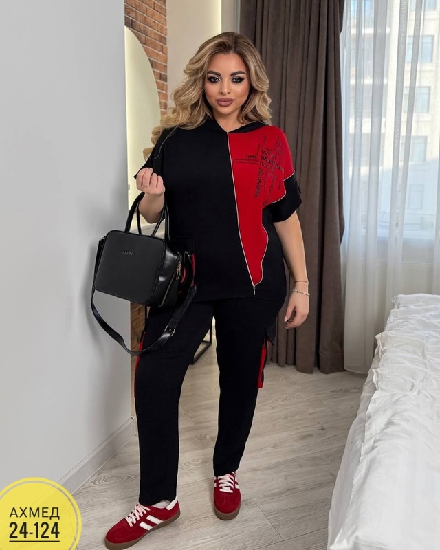 Спортивный костюм 22955735