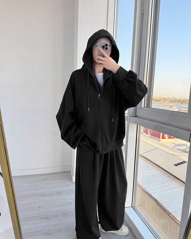 Спортивный костюм 22957524